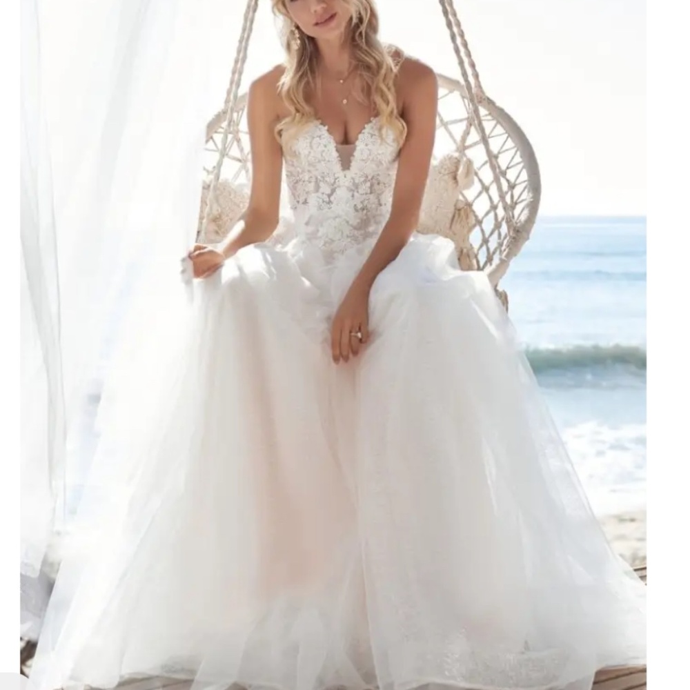 Rebecca Ingram Wedding Dress. Mavis